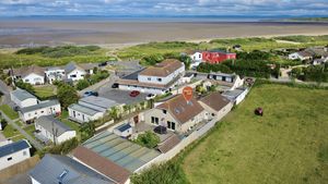 Near Coast Setting- click for photo gallery